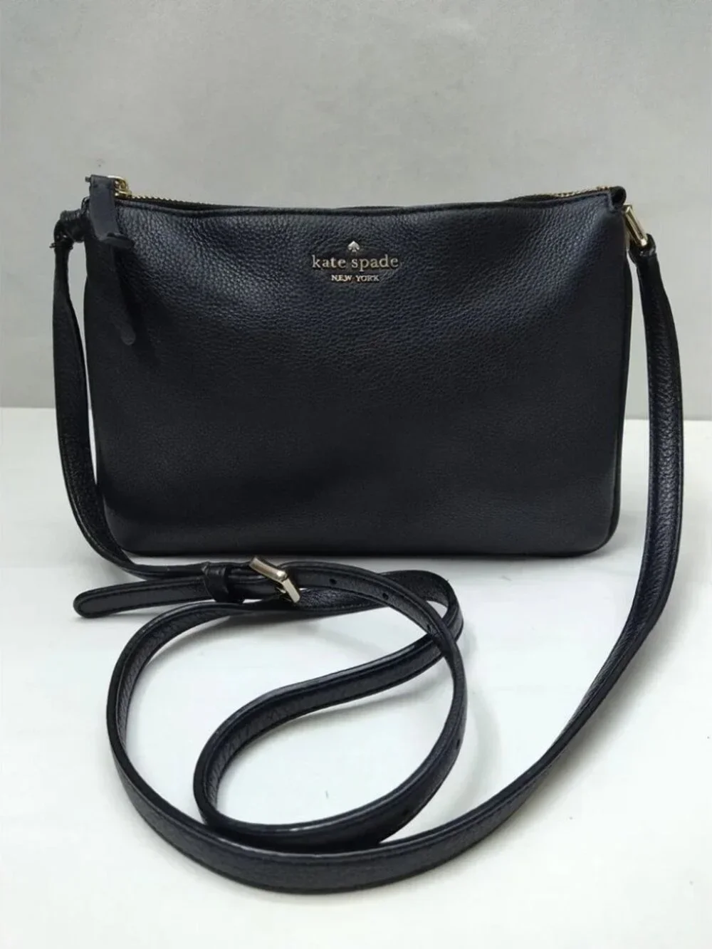 Kate Spade Leila Triple Gusset Crossbody – Black Pebbled Leather 🔥